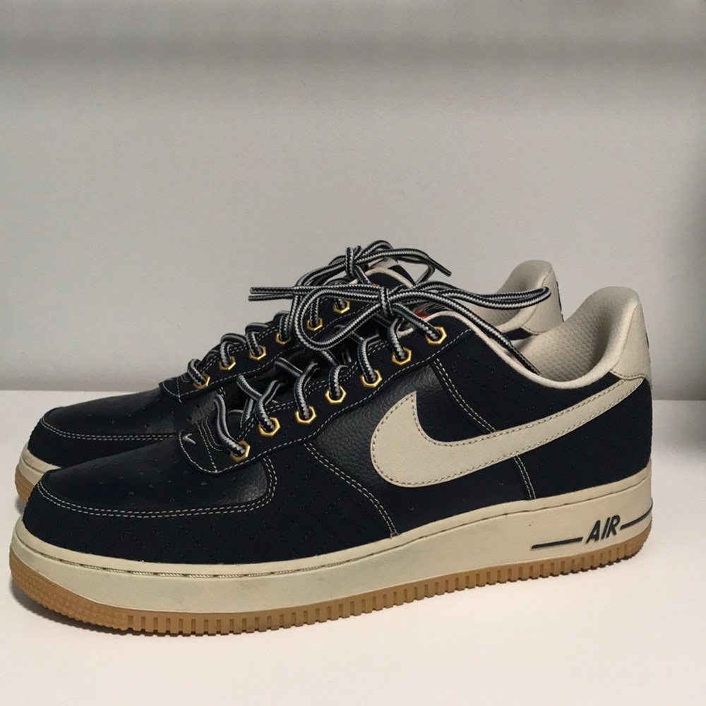 Nike Air Force 1
